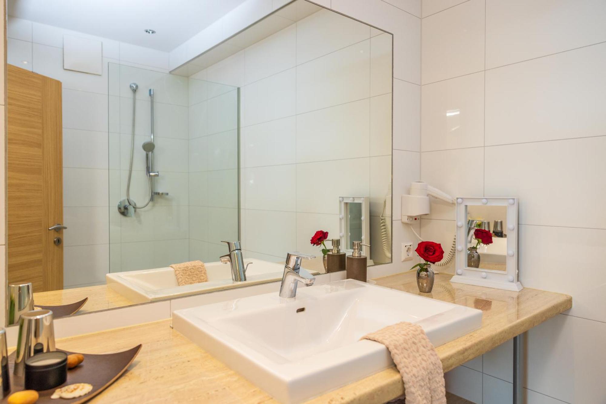 Lakeside Apartments - Adults Only Faak am See Room photo